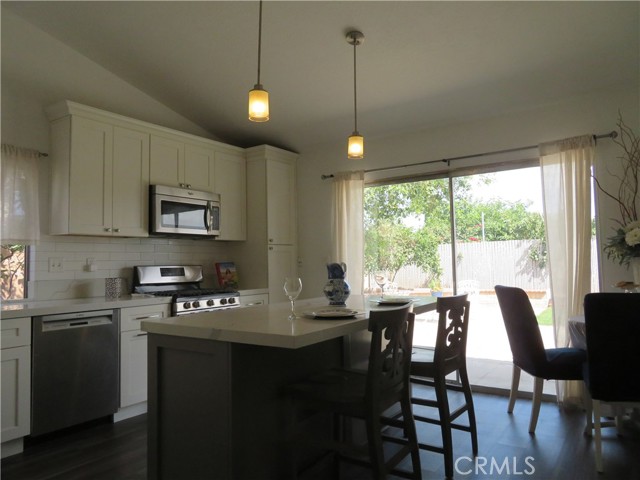 Detail Gallery Image 7 of 47 For 22164 Pico St, Grand Terrace,  CA 92313 - 3 Beds | 2 Baths