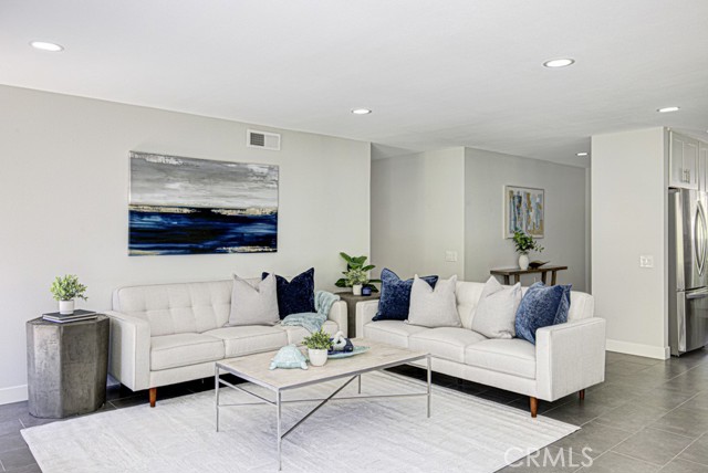 5468 Paseo Del Lago E, Laguna Woods CA: https://media.crmls.org/medias/2f8fa52c-6548-4981-b112-729715841155.jpg