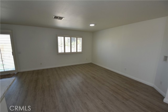 Detail Gallery Image 4 of 24 For 29140 Ocotillo Dr, Lake Elsinore,  CA 92530 - 3 Beds | 2 Baths