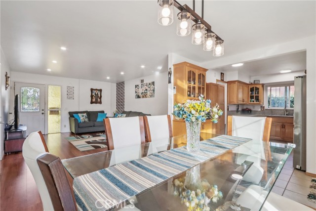 Detail Gallery Image 8 of 17 For 3710 W 224th, Torrance,  CA 90505 - 3 Beds | 2 Baths