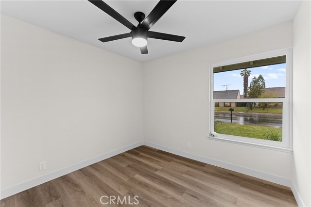 Detail Gallery Image 17 of 32 For 1365 W Etiwanda Ave, Rialto,  CA 92376 - 3 Beds | 2 Baths