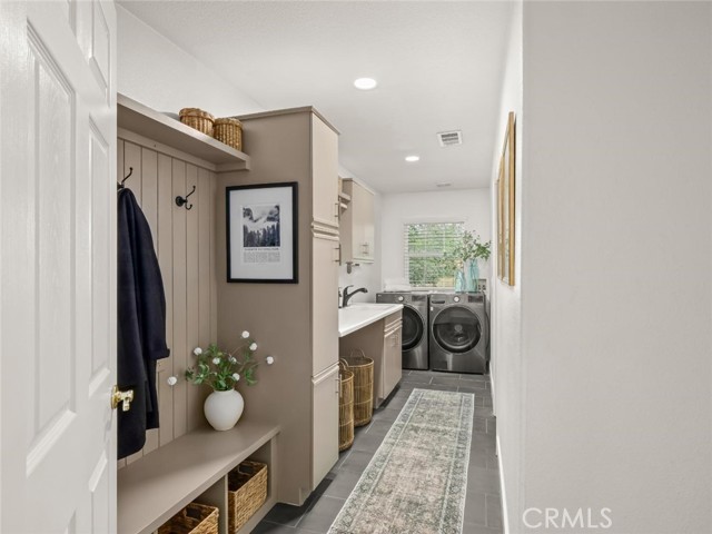 41797 River Knolls Way, Coarsegold CA: https://media.crmls.org/medias/2f91d2f9-0cb6-4fea-a59a-193e612619ba.jpg