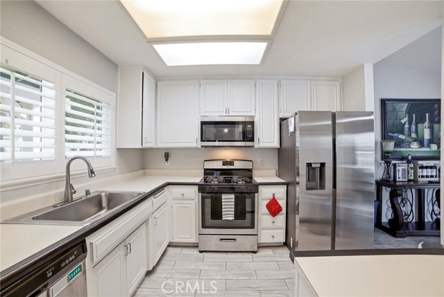 Detail Gallery Image 10 of 25 For 13847 Golden Eagle Ct, Moreno Valley,  CA 92553 - 2 Beds | 1 Baths