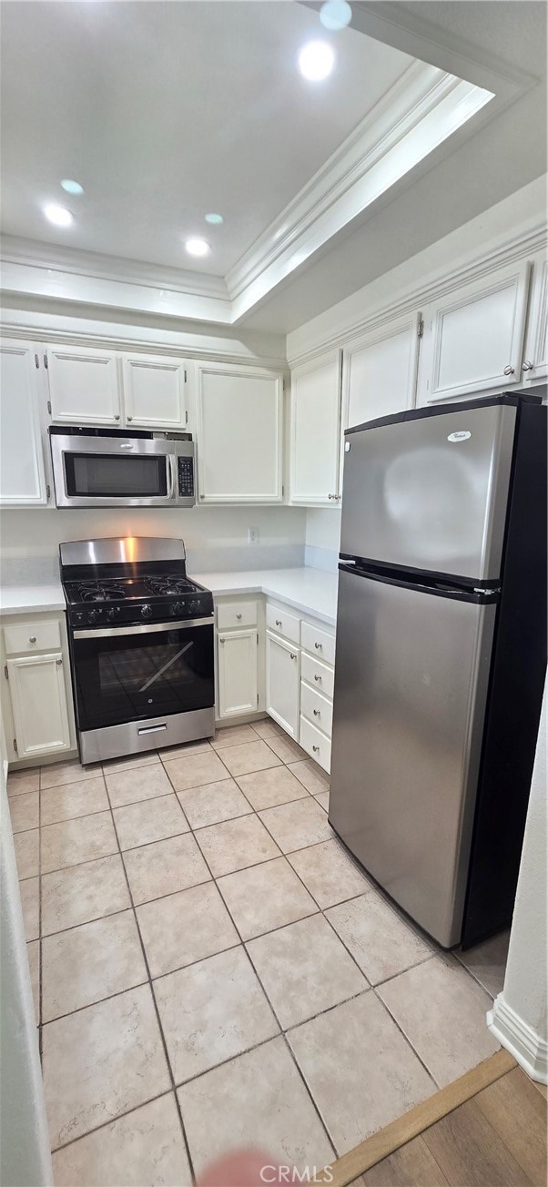 Detail Gallery Image 12 of 71 For 2110 Almeria St #106,  Corona,  CA 92879 - 3 Beds | 2/1 Baths