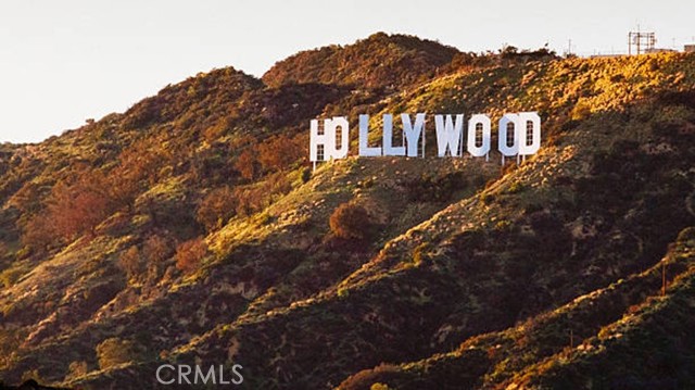 Detail Gallery Image 21 of 38 For 1213 N. Kingsley Dr #1213 1/2,  Los Angeles,  CA 90029 - 4 Beds | 4 Baths