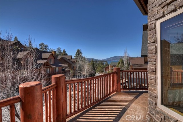 Detail Gallery Image 6 of 50 For 42324 Eagle Ridge, Big Bear Lake,  CA 92315 - 6 Beds | 4 Baths