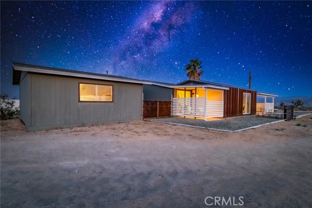 Detail Gallery Image 9 of 68 For 2953 Border Ave, Joshua Tree,  CA 92252 - 3 Beds | 2 Baths