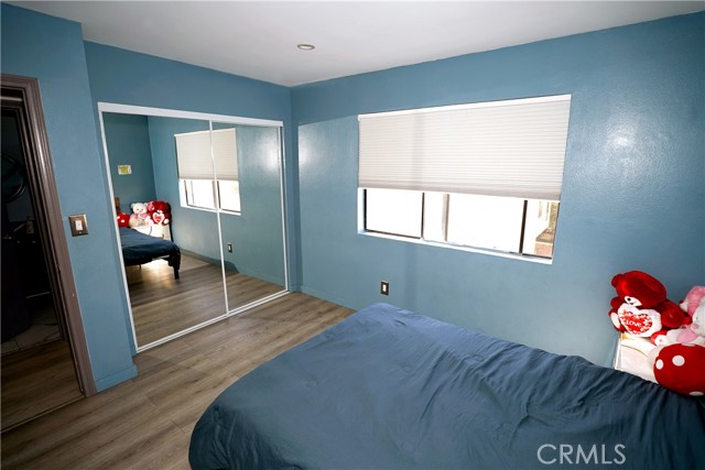 Detail Gallery Image 35 of 46 For 18954 Sherman Way #3,  Reseda,  CA 91335 - 2 Beds | 3 Baths