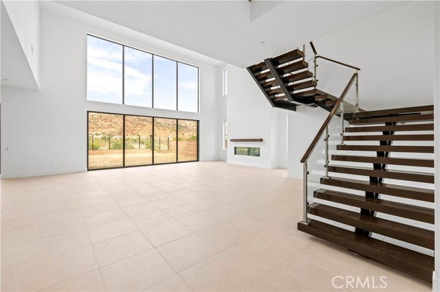 11914 N CHURCHILL WAY, Porter Ranch CA: https://media.crmls.org/medias/2f955972-e443-493d-8493-4d68f233971e.jpg