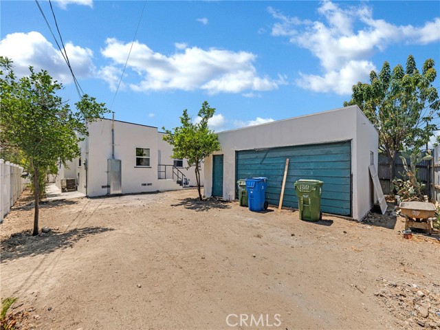 13251 Pinney Street, Pacoima CA: https://media.crmls.org/medias/2f968eee-22b5-4258-9c6c-164fe8b11674.jpg