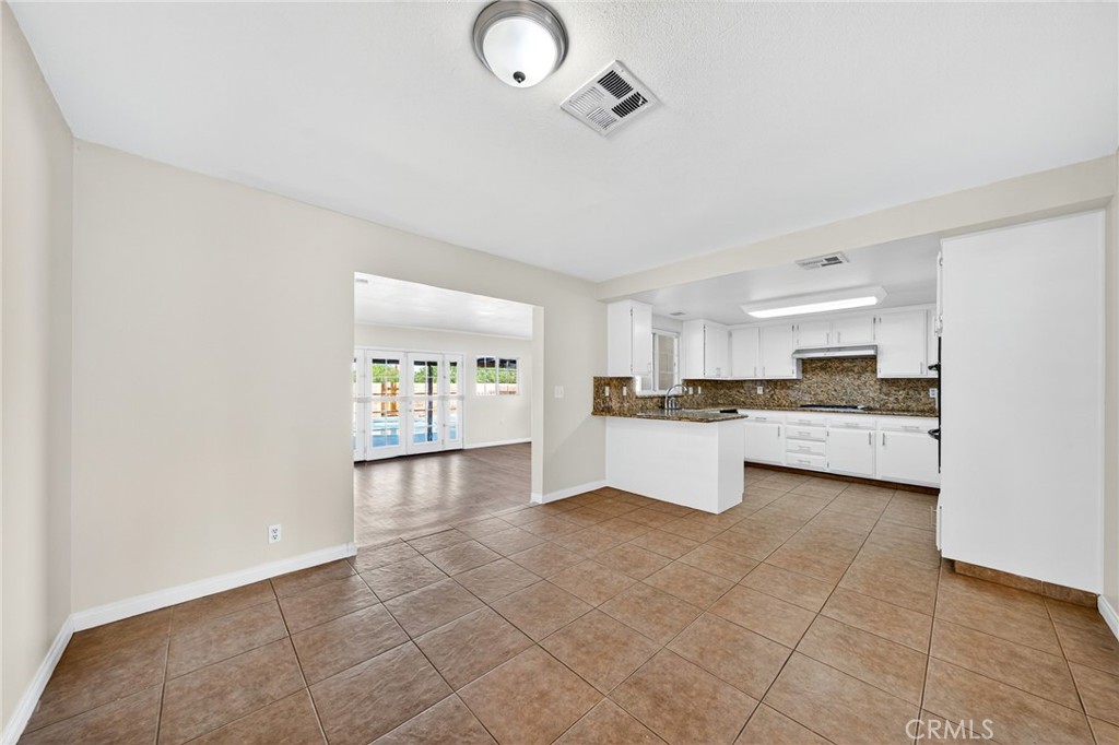 MLS #OC25241667 image #13