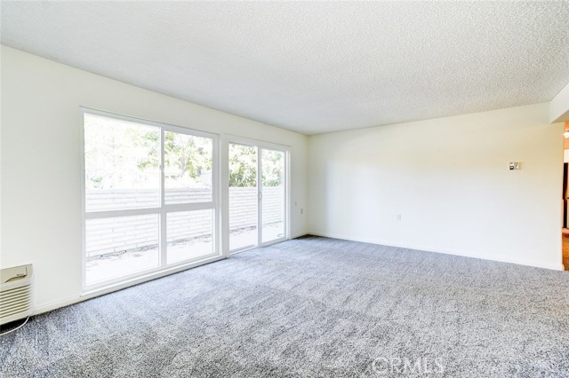 Detail Gallery Image 4 of 26 For 666 via Los Altos #B,  Laguna Woods,  CA 92637 - 2 Beds | 2 Baths