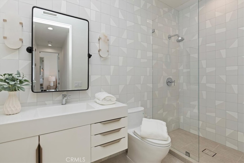 MLS #IV25270073 image #38