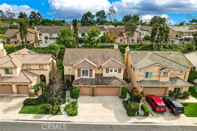 Image 38 of 52 For 32 Arrivo Drive