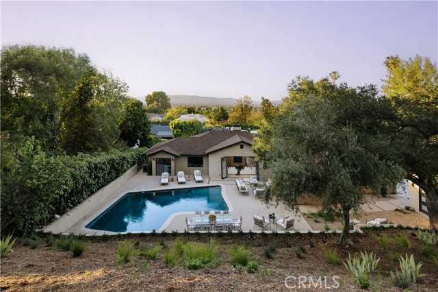 17930 Karen Drive, Encino CA: https://media.crmls.org/medias/2f995b63-0607-42dc-926c-680ac60435f5.jpg