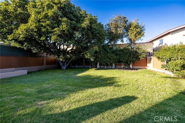 Detail Gallery Image 16 of 20 For 2403 Alvord, Redondo Beach,  CA 90278 - 5 Beds | 5 Baths