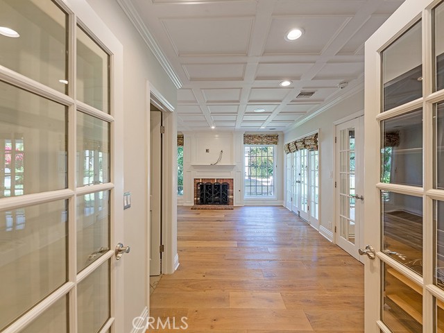 Detail Gallery Image 19 of 50 For 5463 Katherine, Sherman Oaks,  CA 91401 - 5 Beds | 3 Baths