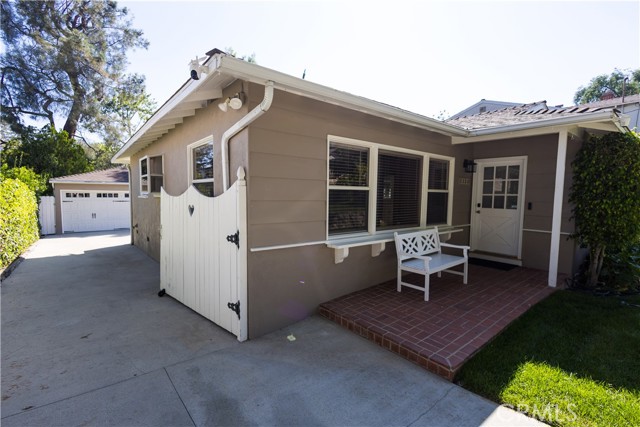 3334 Alabama Street, La Crescenta, California 91214, 3 Bedrooms Bedrooms, ,1 BathroomBathrooms,Residential Lease,For Rent,3334 Alabama Street,CRGD25156359