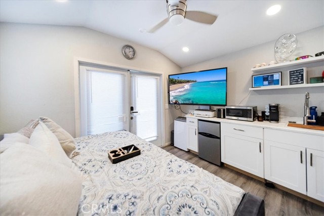25933 Schafer Drive, Murrieta CA: https://media.crmls.org/medias/2f9bf5d1-0f0b-4468-b9b1-774bc5be5a47.jpg