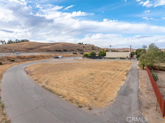 Detail Gallery Image 14 of 17 For 252 9th St, San Miguel,  CA 93451 - – Beds | – Baths