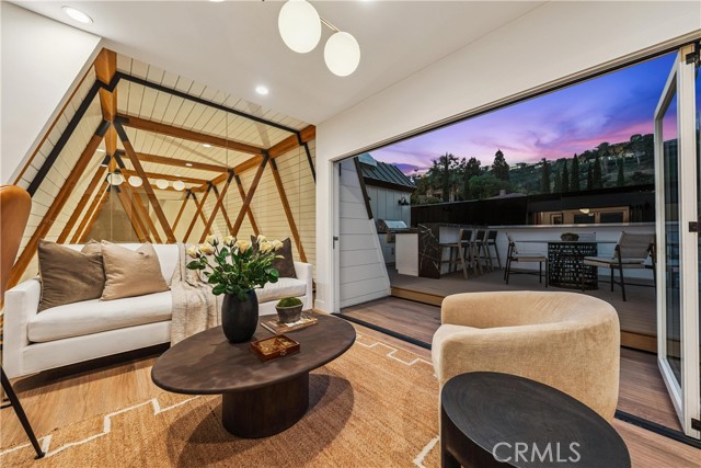 1264 Ozeta Terrace, West Hollywood CA: https://media.crmls.org/medias/2f9e1962-65d4-426a-b685-02dea7b9948d.jpg