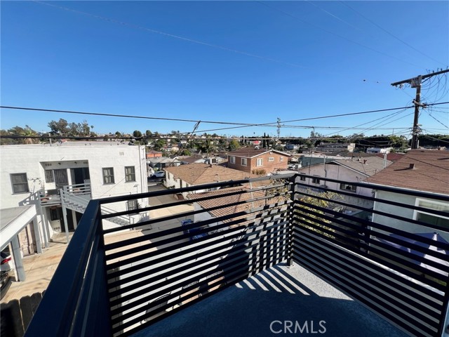 Detail Gallery Image 32 of 45 For 654 Penrith, Los Angeles,  CA 90023 - 6 Beds | 5 Baths