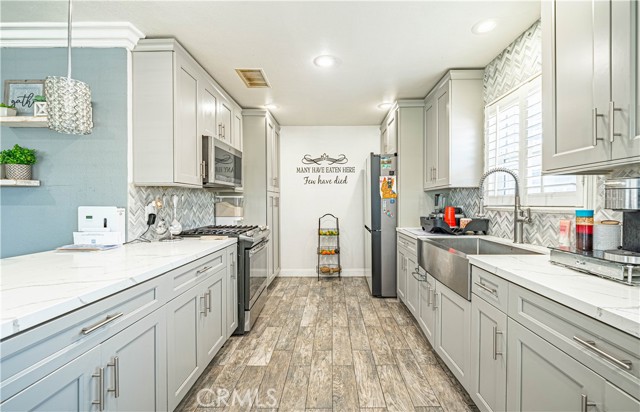 Detail Gallery Image 15 of 68 For 824 N Millard Ave, Rialto,  CA 92376 - 4 Beds | 2/1 Baths