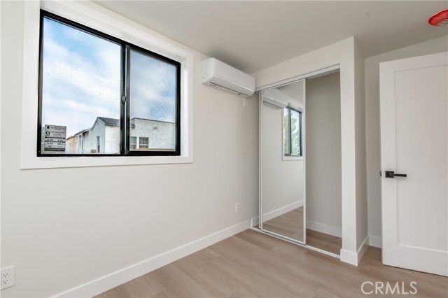Detail Gallery Image 10 of 23 For 1972 S Corning St, Los Angeles,  CA 90034 - 2 Beds | 2 Baths