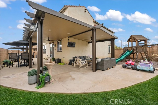 Detail Gallery Image 50 of 58 For 4975 Oak Moss, Fontana,  CA 92336 - 4 Beds | 3 Baths