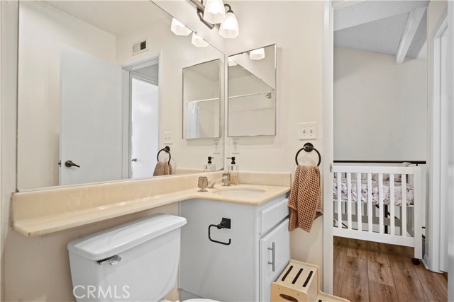 Detail Gallery Image 30 of 53 For 19355 Sherman Way #41,  Reseda,  CA 91335 - 2 Beds | 2/1 Baths