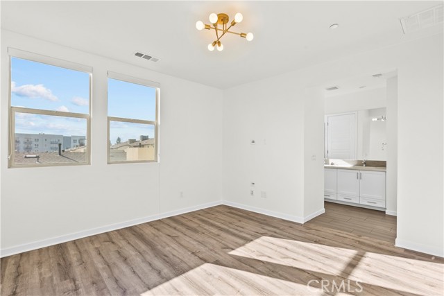 Detail Gallery Image 46 of 56 For 19542 Empire Ln, Northridge,  CA 91324 - 4 Beds | 4 Baths