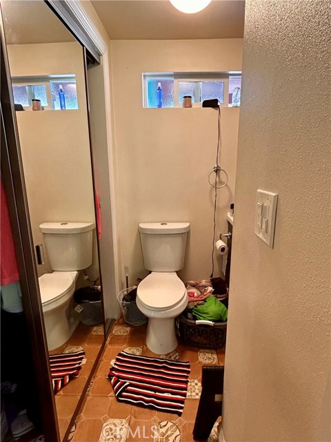 Detail Gallery Image 22 of 40 For 6147 Gundry, Long Beach,  CA 90805 - 4 Beds | 4 Baths