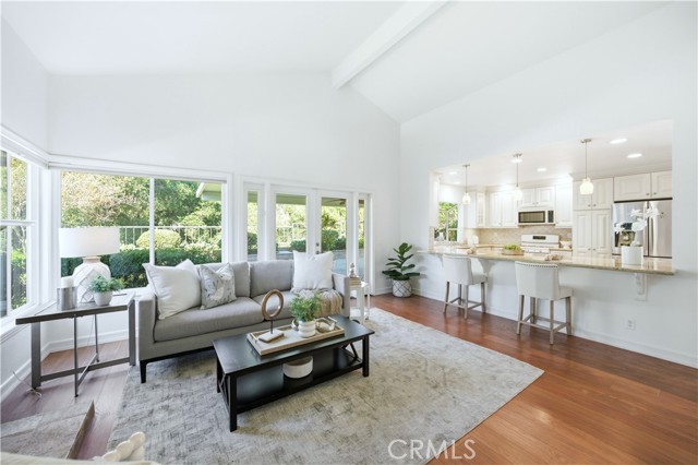 Detail Gallery Image 5 of 42 For 6371 Country Club Dr, La Verne,  CA 91750 - 3 Beds | 2 Baths