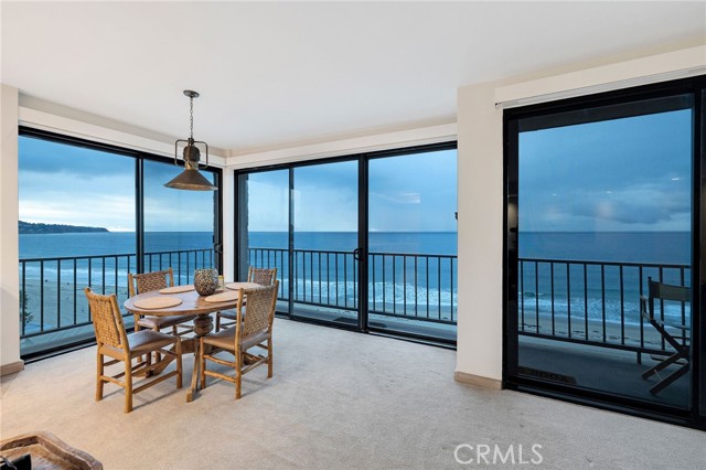 Detail Gallery Image 38 of 60 For 727 Esplanade #302,  Redondo Beach,  CA 90277 - 2 Beds | 2 Baths