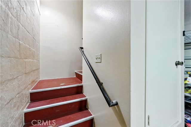254 N Mar Vista Avenue, Pasadena CA: https://media.crmls.org/medias/2fa24b84-3bd9-46fd-a1aa-c266c42ef16b.jpg