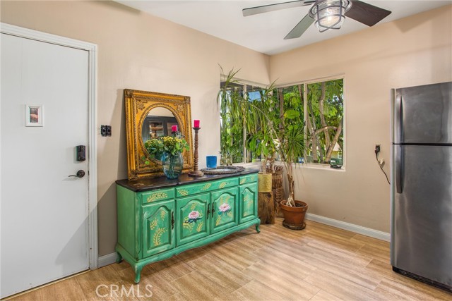 1872 Arroyo Drive, Riverside CA: https://media.crmls.org/medias/2fa38ae9-64aa-4be2-a07a-18fd6d7cd57d.jpg
