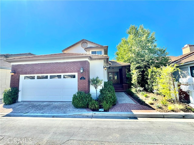 11 Somerset, Trabuco Canyon CA: https://media.crmls.org/medias/2fa3e76d-3e4a-4675-808f-de89e5849931.jpg