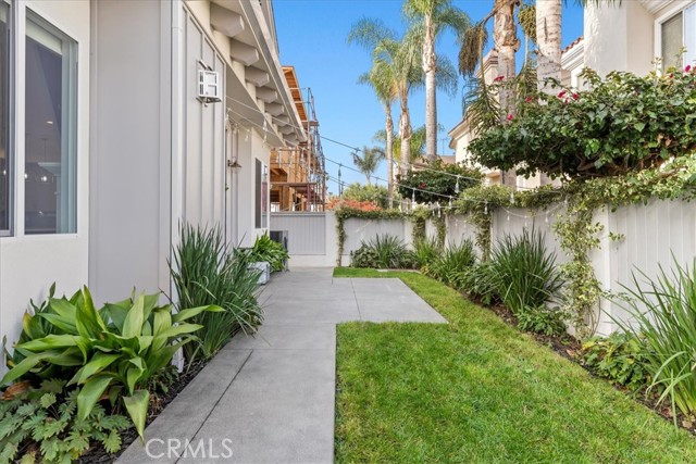 2119 Marshallfield Lane, Redondo Beach, California 90278, 4 Bedrooms Bedrooms, ,3 BathroomsBathrooms,Residential,Sold,Marshallfield Lane,SB21258110