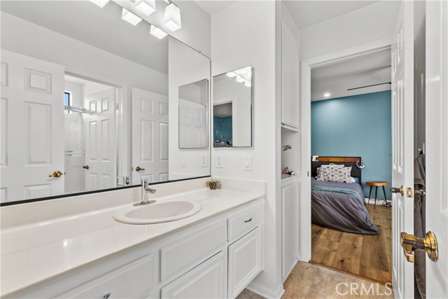 Detail Gallery Image 24 of 47 For 25842 Vaquero Ct, Valencia,  CA 91355 - 4 Beds | 3 Baths