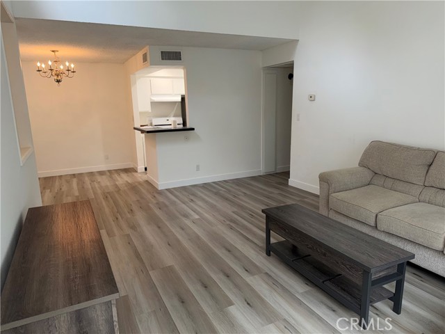 22330 Victory Boulevard, 803 photo 3