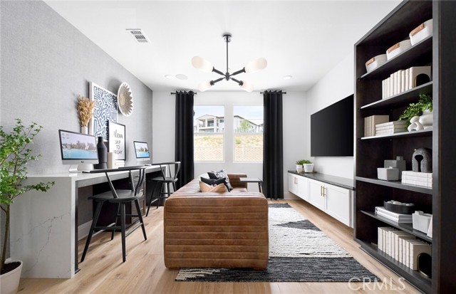 Detail Gallery Image 11 of 29 For 21156 Poema Pl, Chatsworth,  CA 91311 - 5 Beds | 5/2 Baths