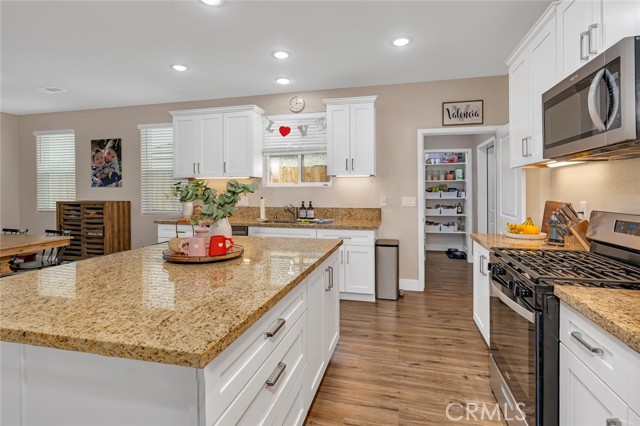 Detail Gallery Image 10 of 32 For 1821 Santa Ynez Ct, Atwater,  CA 95301 - 4 Beds | 2 Baths