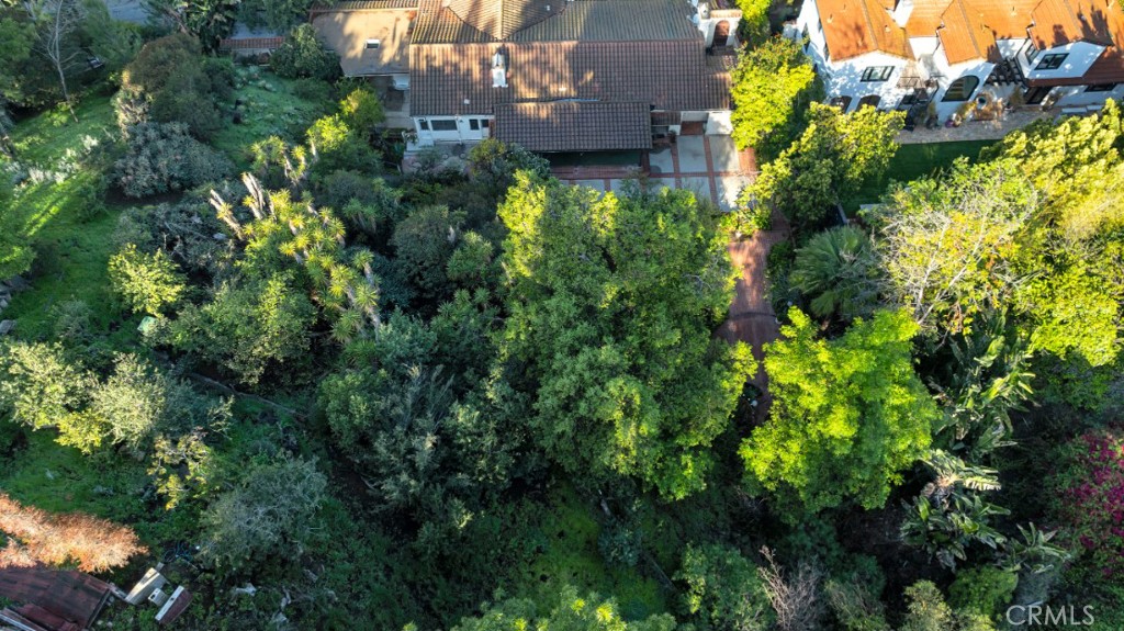 https://media.crmls.org/medias/2fa6be72-6d7d-42f0-b755-77352e981eb4.jpg?preset=X-Large