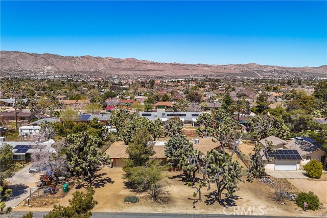 Detail Gallery Image 43 of 53 For 56830 Desert Gold Dr, Yucca Valley,  CA 92284 - 2 Beds | 2 Baths