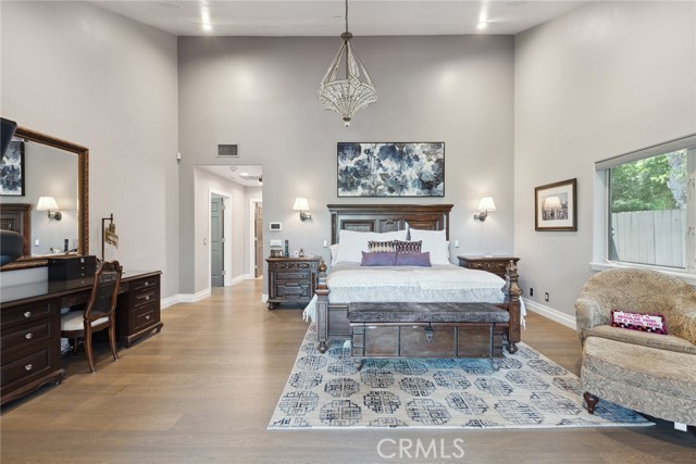 24311 Sylvan Glen Road, Calabasas CA: https://media.crmls.org/medias/2fa72bcf-1e29-41e8-9925-7498a189ecca.jpg