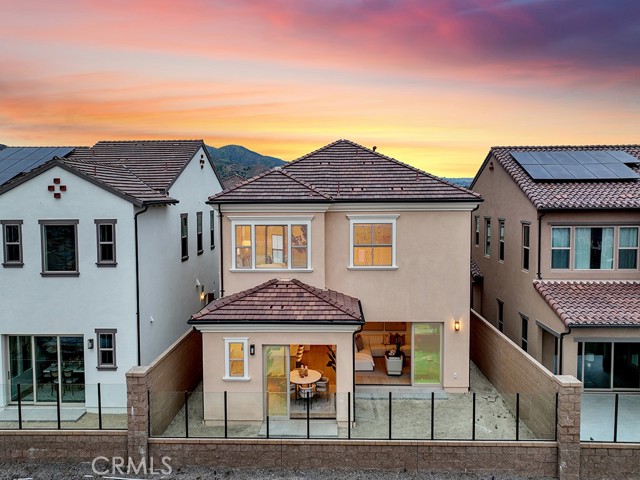 123 Oakstone, Irvine CA: https://media.crmls.org/medias/2fa84b3a-ca66-4e4a-b234-2ef61cf4abe2.jpg