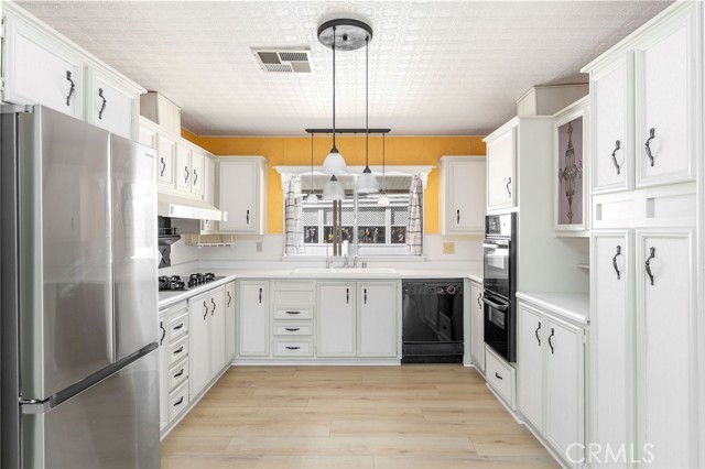 Detail Gallery Image 7 of 44 For 29045 Calle Del Buho, Murrieta,  CA 92563 - 2 Beds | 2 Baths