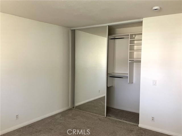 5135 Hampton Court, Westminster CA: https://media.crmls.org/medias/2facd9f3-dad3-45aa-89a3-9f7e77f8d503.jpg