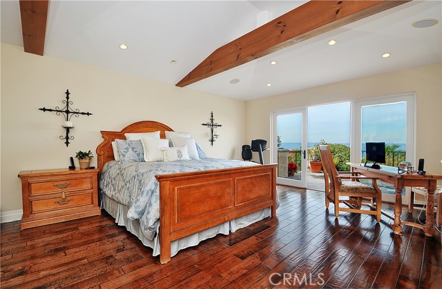 Detail Gallery Image 14 of 26 For 1525 Chelsea Rd, Palos Verdes Estates,  CA 90274 - 4 Beds | 4 Baths