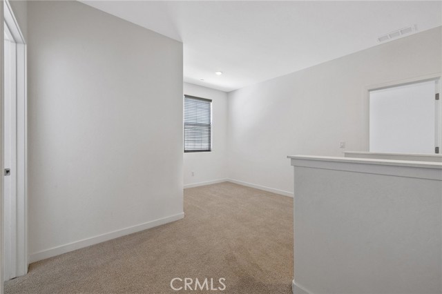 1754 N Aster Lake Road, Hanford CA: https://media.crmls.org/medias/2fae3718-843e-480f-886d-e9bf5929389b.jpg